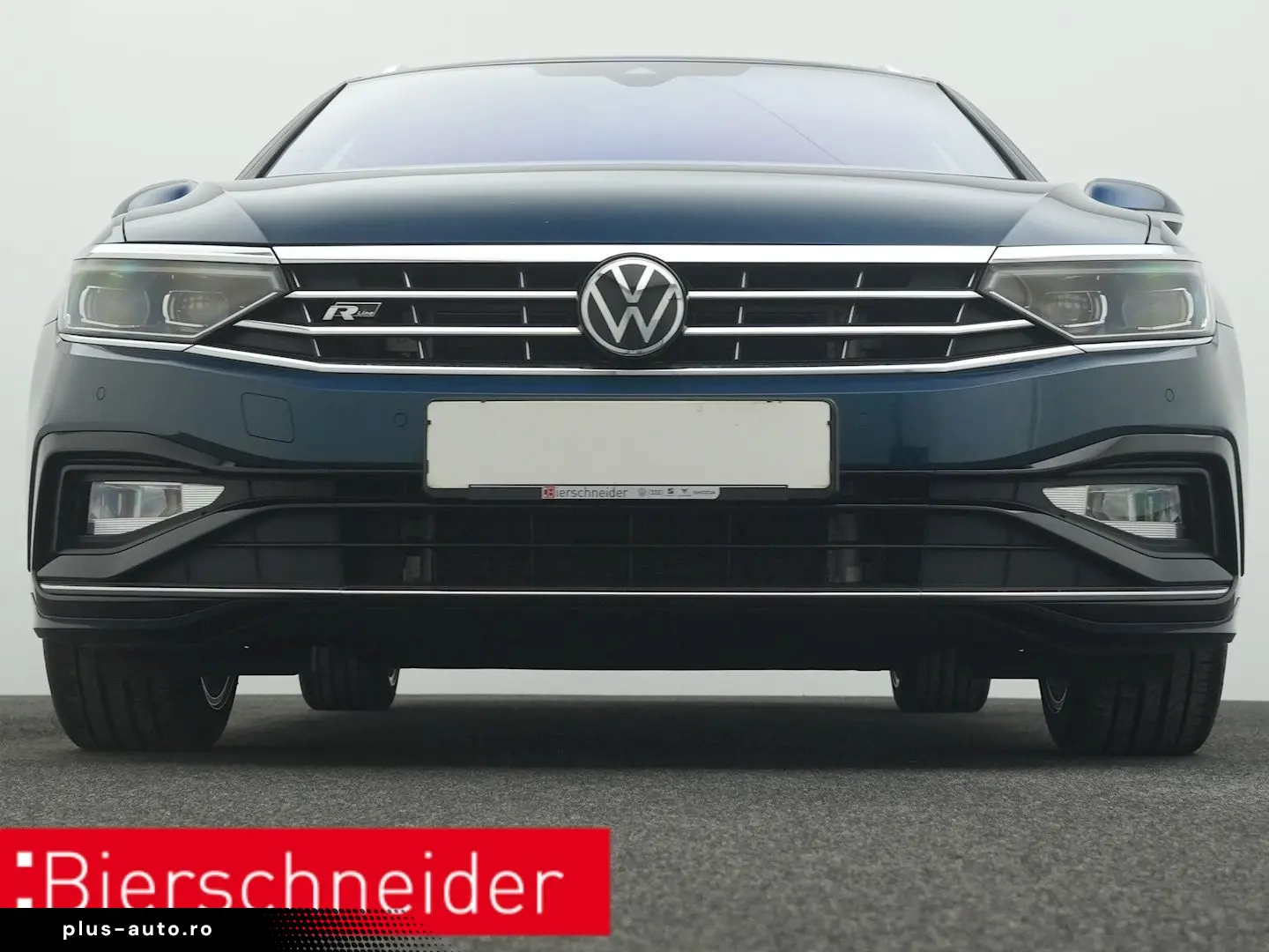 VW Passat Variant 2.0 TDI DSG 4Mo. R-Line 5-J-GAR N
