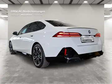BMW 550e xDrive MSp AdaptiveSusp Ventil Bowers IconicGl