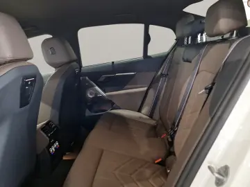 BMW 550e xDrive MSp AdaptiveSusp Ventil Bowers IconicGl