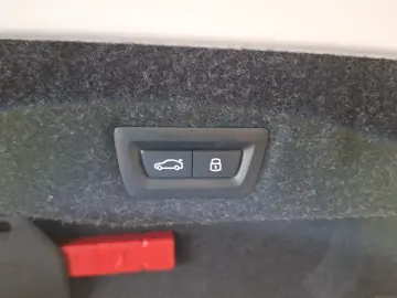 BMW 550e xDrive MSp AdaptiveSusp Ventil Bowers IconicGl