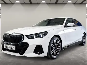 BMW 550e xDrive MSp AdaptiveSusp Ventil Bowers IconicGl