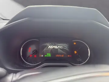 TOYOTA RAV 4 PLUG-IN HYBRID 4x4 CARPLAY KAMERA
