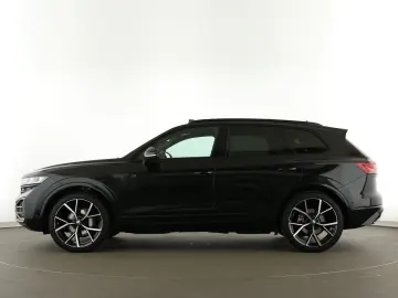 VW Touareg 3.0TDI 286PS 4M R-Line STHZ NaviPro Lede