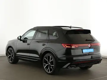 VW Touareg 3.0TDI 286PS 4M R-Line STHZ NaviPro Lede