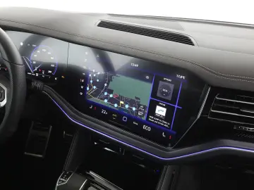 VW Touareg 3.0TDI 286PS 4M R-Line STHZ NaviPro Lede