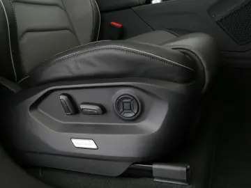 VW Touareg 3.0TDI 286PS 4M R-Line STHZ NaviPro Lede