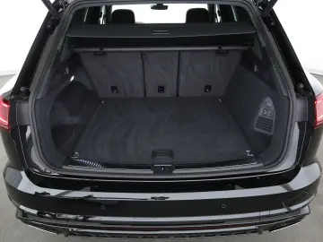 VW Touareg 3.0TDI 286PS 4M R-Line STHZ NaviPro Lede