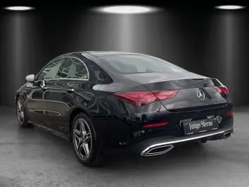 MERCEDES-BENZ CLA 200 d AMG Advanc  DISTRO AHK KeyGo LED