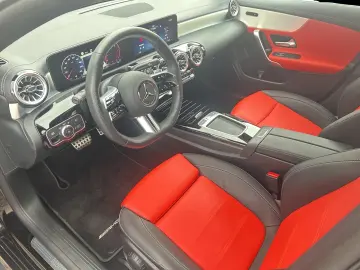 MERCEDES-BENZ CLA 200 d AMG Advanc  DISTRO AHK KeyGo LED