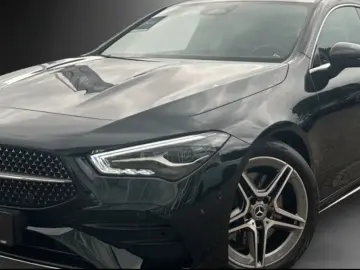 MERCEDES-BENZ CLA 200 d AMG Advanc  DISTRO AHK KeyGo LED