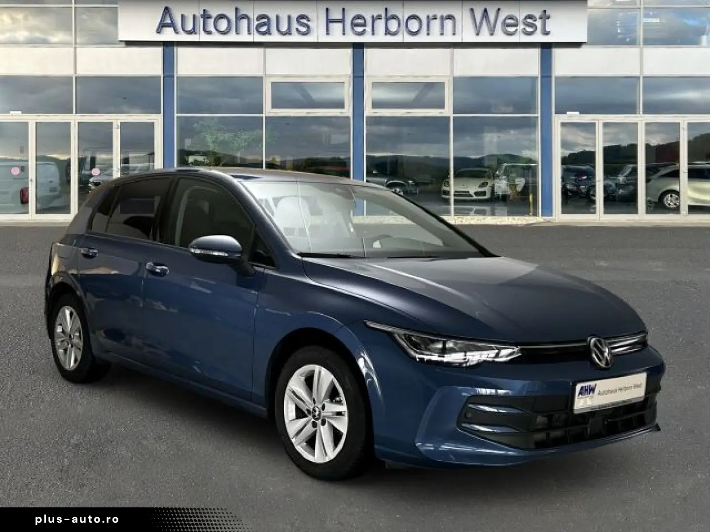 VW Golf VIII 1.5 eTSI Life DSG LED Navi