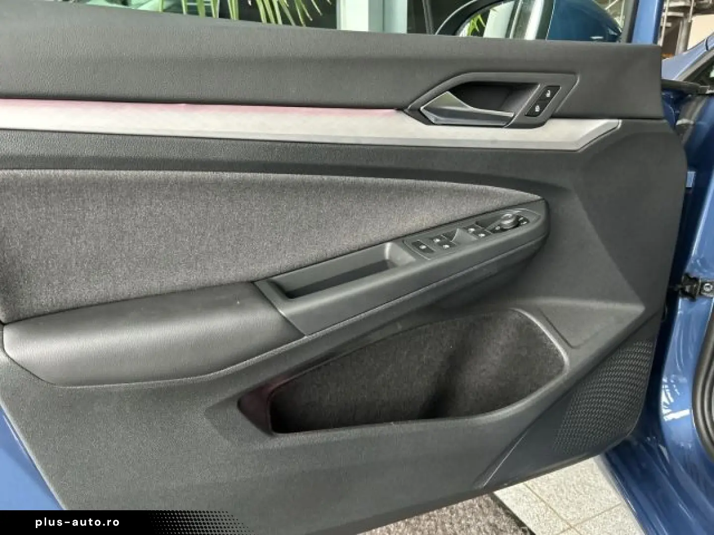 VW Golf VIII 1.5 eTSI Life DSG LED Navi