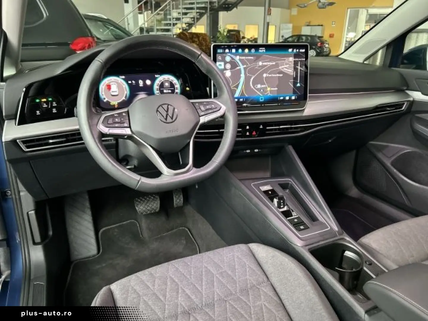 VW Golf VIII 1.5 eTSI Life DSG LED Navi