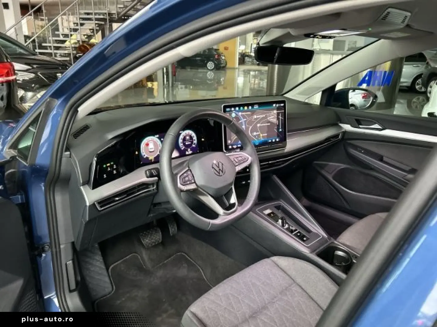 VW Golf VIII 1.5 eTSI Life DSG LED Navi