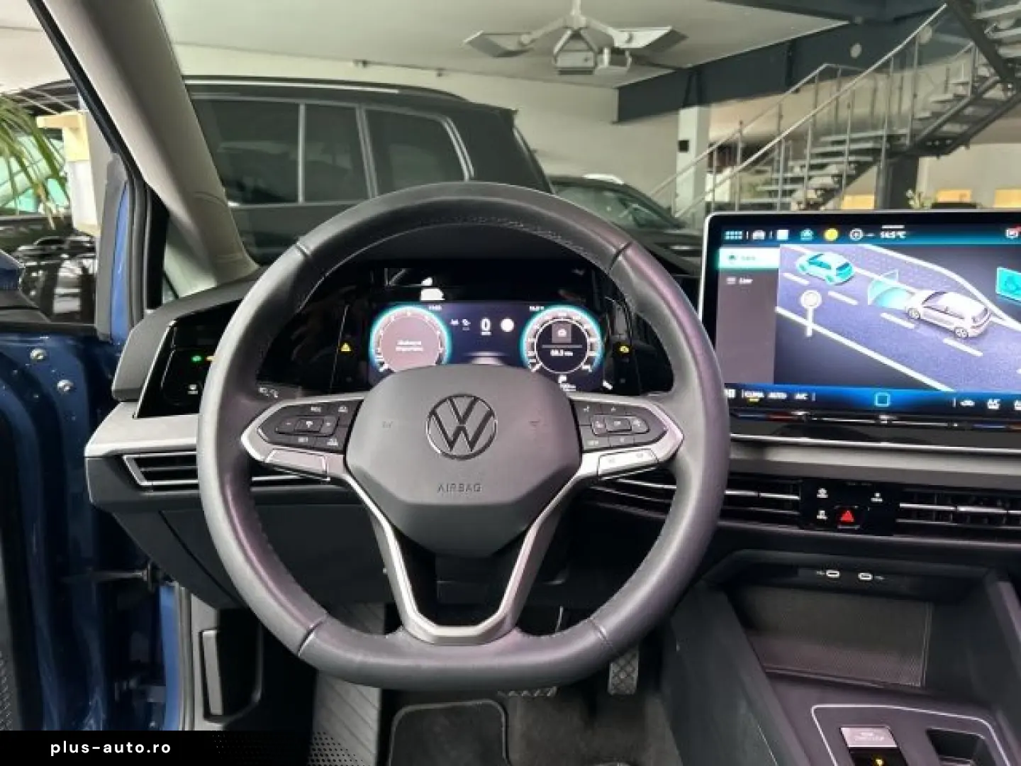 VW Golf VIII 1.5 eTSI Life DSG LED Navi