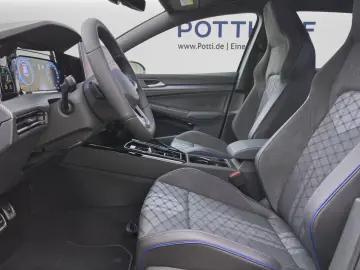 VW Golf 1.5 eTSI DSG R-LINE KAMERA NAVI ACC HuD