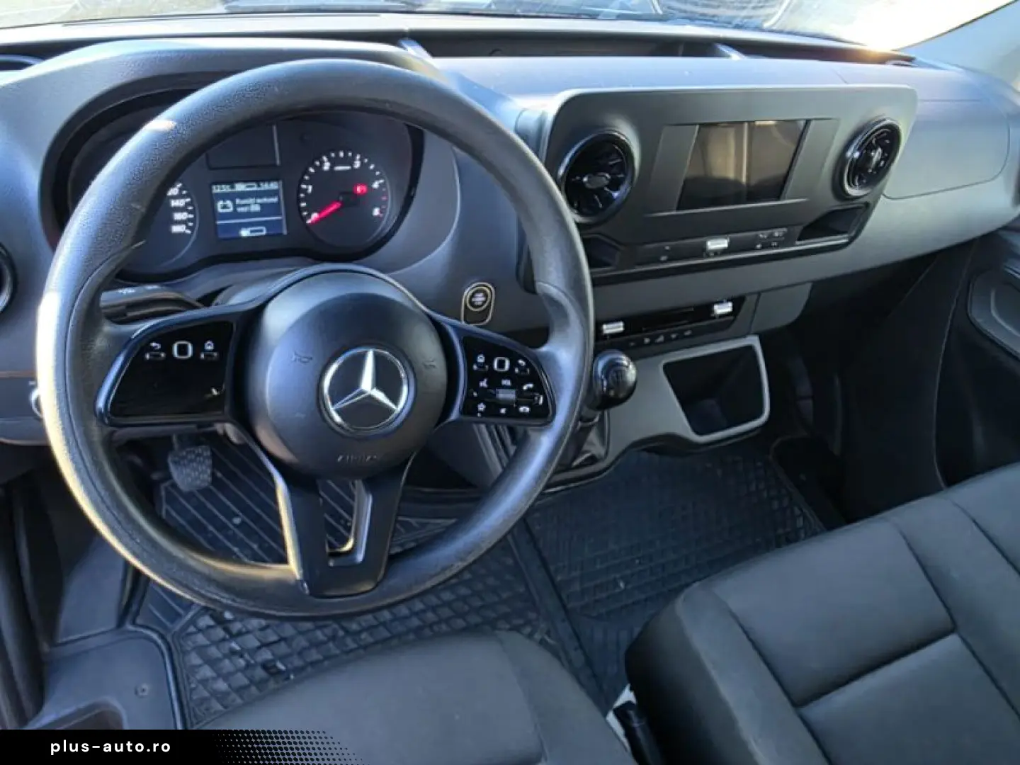 MERCEDES SPRINTER 214 CDI FWD MWB