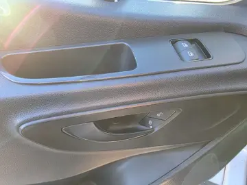 MERCEDES SPRINTER 214 CDI FWD MWB