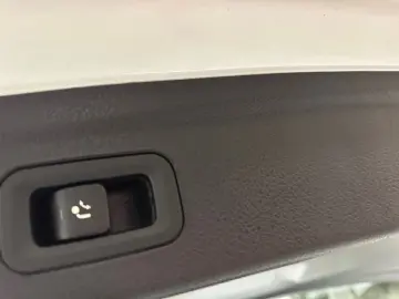 MERCEDES-BENZ GLE 63 AMG S 4M Driversp Perf-Abgas Fahrass