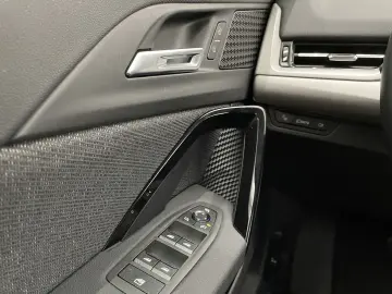 BMW X1 xDrive20d XDRIVE 20d AHK ADAP.LED HEAD-UP PAR