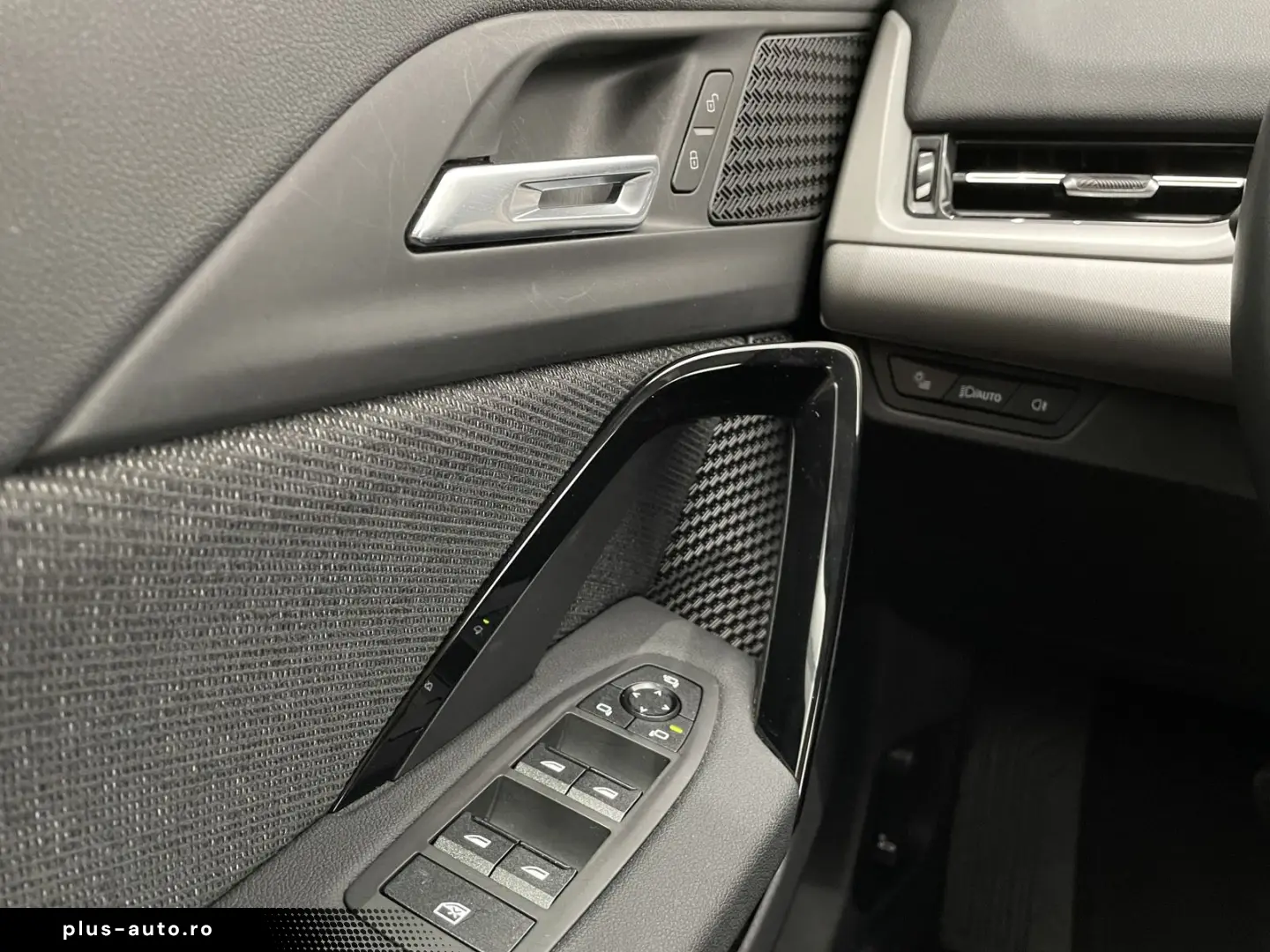 BMW X1 xDrive20d XDRIVE 20d AHK ADAP.LED HEAD-UP PAR