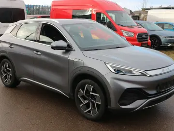 BYD ATTO 3 60kWh Design Panoramadach Leder LED CCS