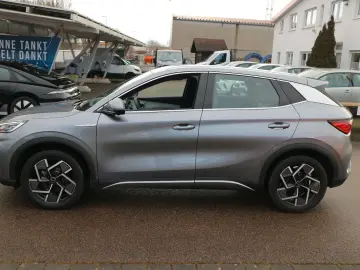 BYD ATTO 3 60kWh Design Panoramadach Leder LED CCS