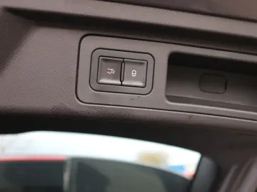 BYD ATTO 3 60kWh Design Panoramadach Leder LED CCS