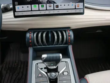 BYD ATTO 3 60kWh Design Panoramadach Leder LED CCS