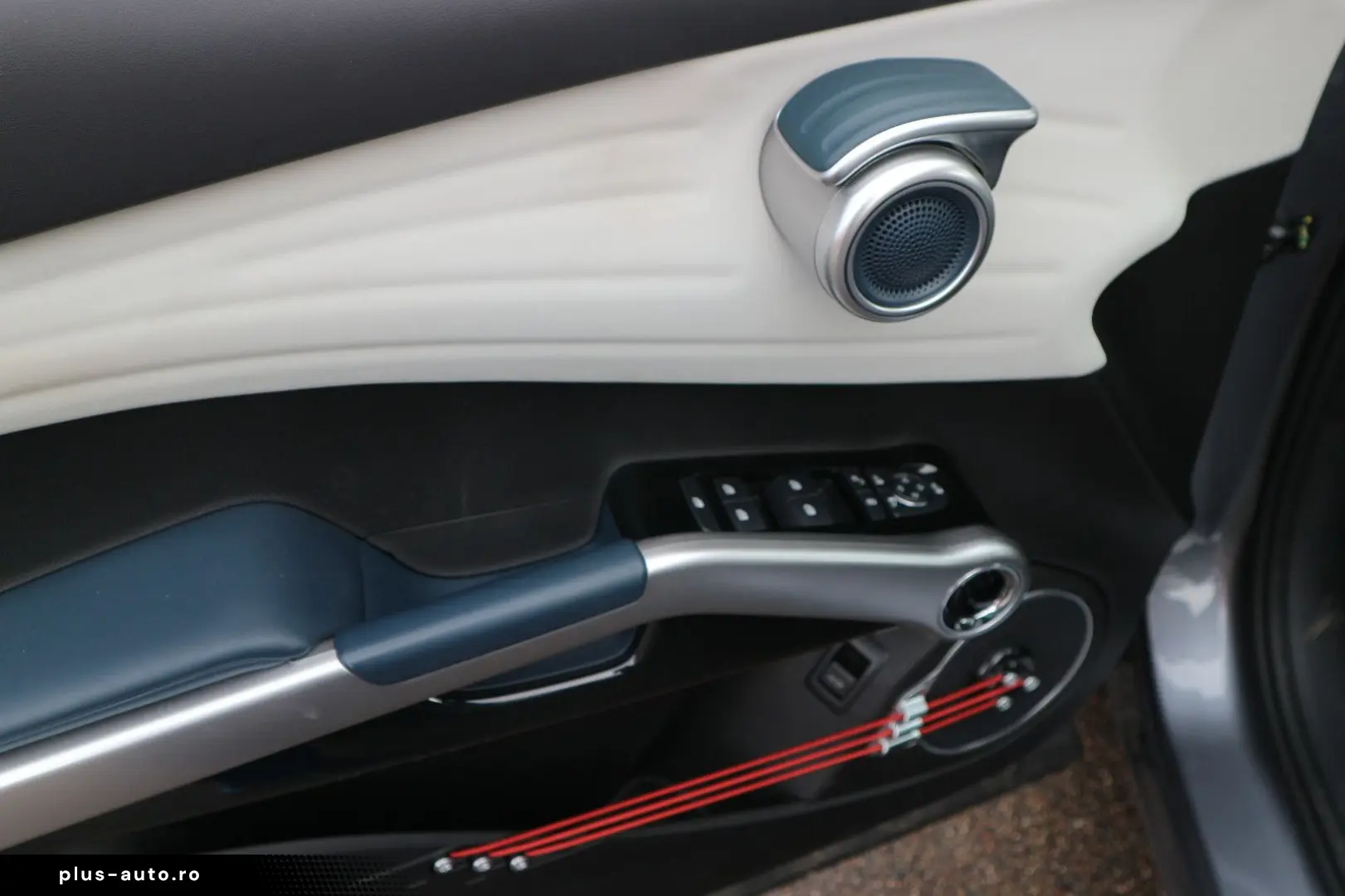 BYD ATTO 3 60kWh Design Panoramadach Leder LED CCS