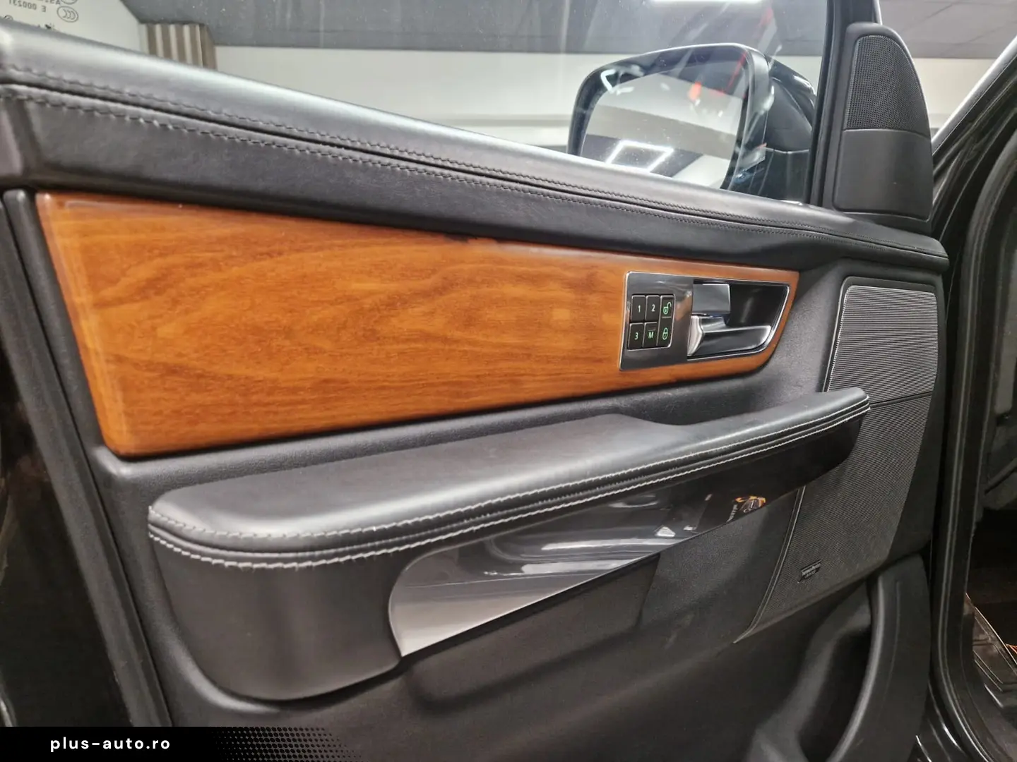 Land Rover Range Rover Sport 3.0 TDV6 HSE