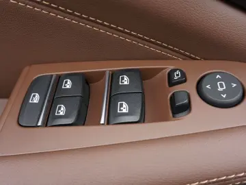 BMW X5 xDrive30d M Sportpaket Gestiksteuerung DAB