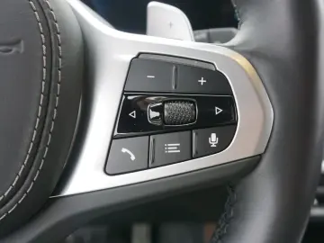 BMW X5 xDrive30d M Sportpaket Gestiksteuerung DAB