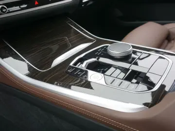 BMW X5 xDrive30d M Sportpaket Gestiksteuerung DAB