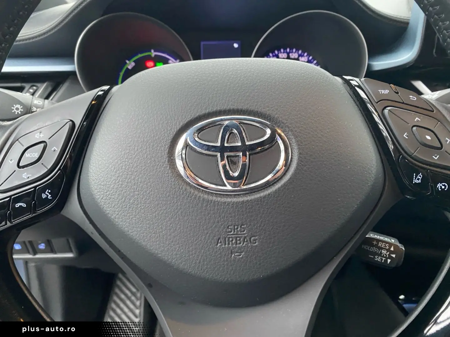 TOYOTA C-HR 1.8 Hybrid