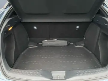 TOYOTA C-HR 1.8 Hybrid