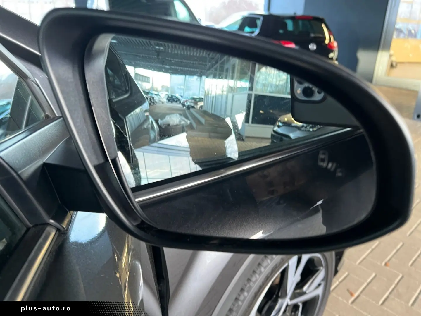 TOYOTA C-HR  2.0 Hybrid