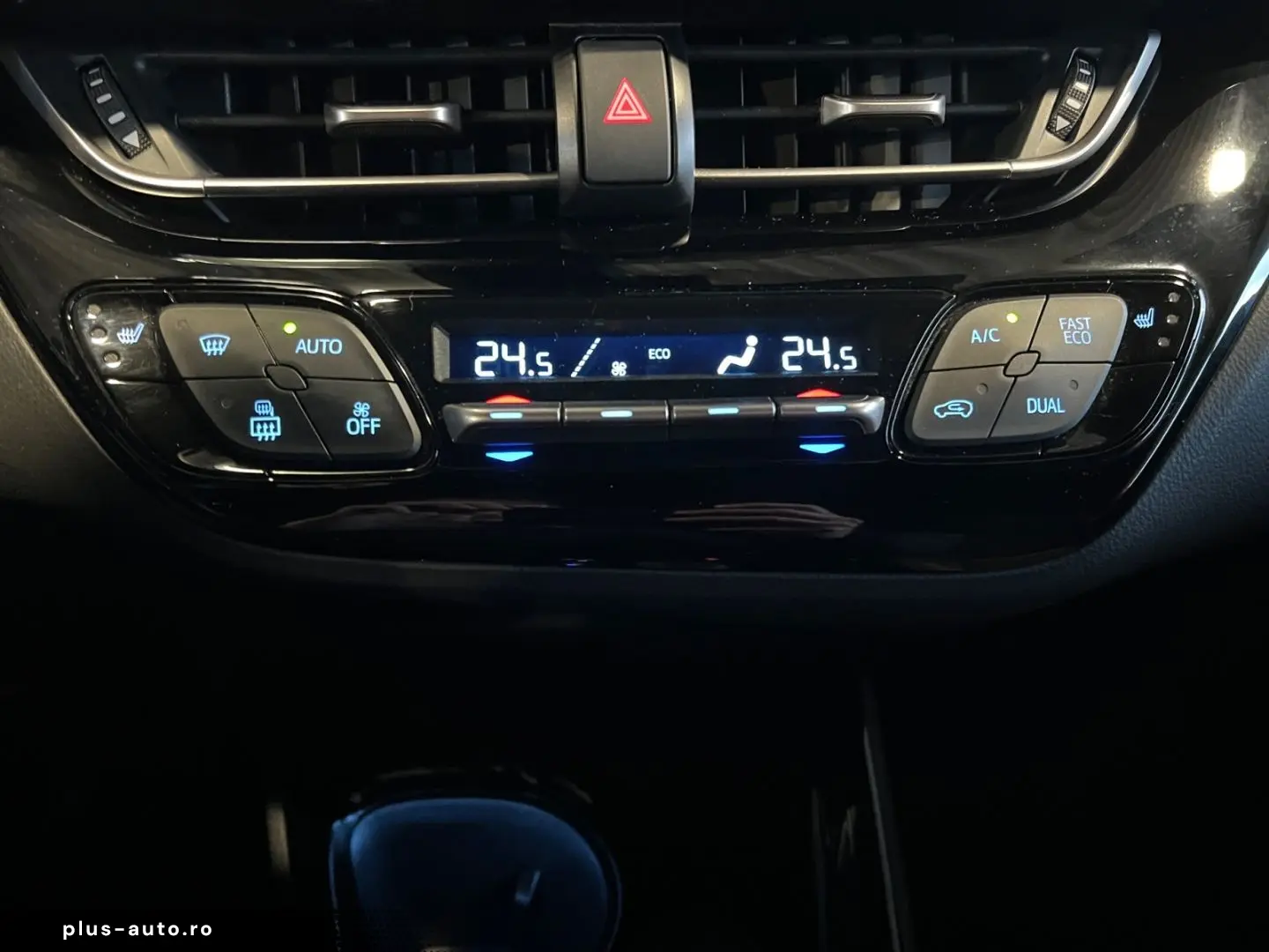 TOYOTA C-HR  2.0 Hybrid