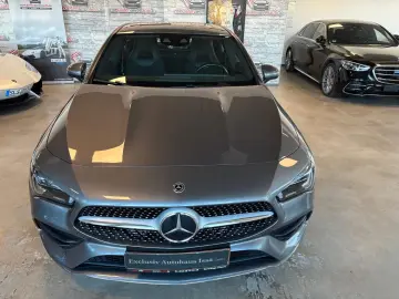MERCEDES-BENZ CLA 220 AMG-Line 4Matic
