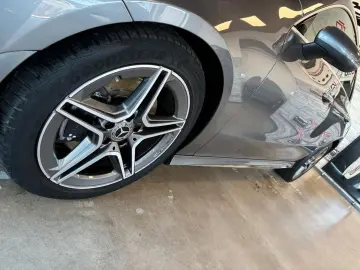 MERCEDES-BENZ CLA 220 AMG-Line 4Matic