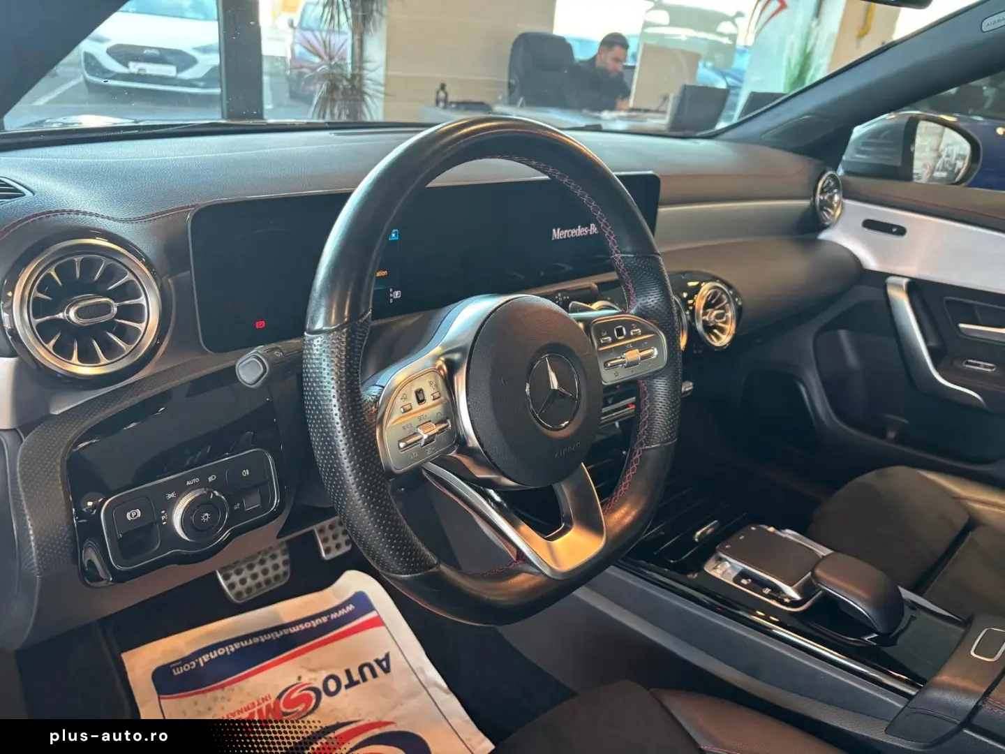 MERCEDES-BENZ CLA 220 AMG-Line 4Matic