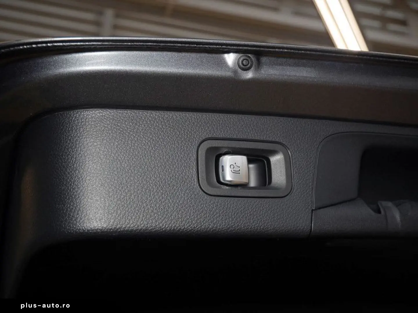 MERCEDES-BENZ GLC 43 AMG 4M AMG MEMO 360 AHK AIRMATIC KAMERA