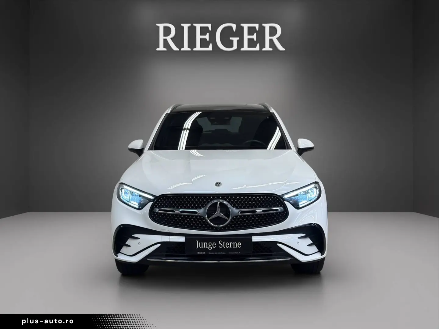 MERCEDES-BENZ GLC 300 4M AMG-PLUS PANO-SHD AHK 20  3&hellip;