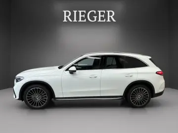 MERCEDES-BENZ GLC 300 4M AMG-PLUS PANO-SHD AHK 20  3&hellip;