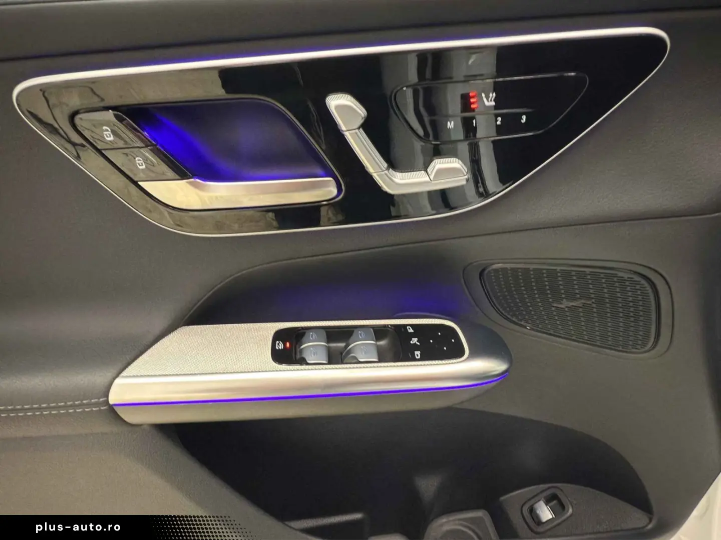 MERCEDES-BENZ GLC 300 4M AMG-PLUS PANO-SHD AHK 20  3&hellip;