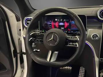 MERCEDES-BENZ GLC 300 4M AMG-PLUS PANO-SHD AHK 20  3&hellip;