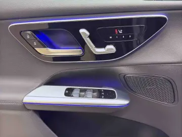 MERCEDES-BENZ GLC 200 4M Avantgarde Totwinkel MEMORY SHZ LED