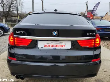 BMW Seria 5 530d xDrive Gran Turismo