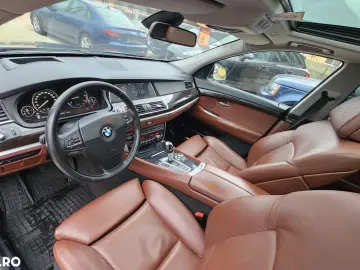 BMW Seria 5 530d xDrive Gran Turismo