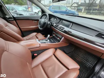 BMW Seria 5 530d xDrive Gran Turismo